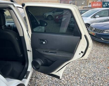 Белый Ниссан Кашкай, объемом двигателя 1.5 л и пробегом 178 тыс. км за 10299 $, фото 21 на Automoto.ua