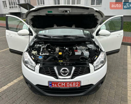 Белый Ниссан Кашкай, объемом двигателя 1.5 л и пробегом 167 тыс. км за 10499 $, фото 42 на Automoto.ua