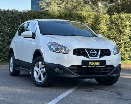 Белый Ниссан Кашкай, объемом двигателя 2 л и пробегом 152 тыс. км за 10600 $, фото 2 на Automoto.ua