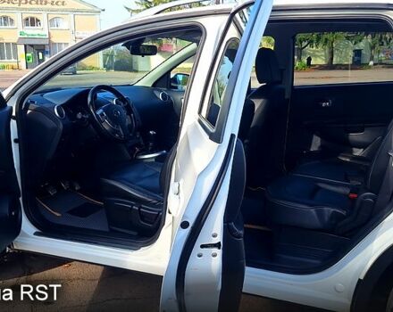 Белый Ниссан Кашкай, объемом двигателя 2 л и пробегом 215 тыс. км за 11700 $, фото 8 на Automoto.ua