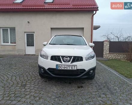 Білий Ніссан Кашкай, об'ємом двигуна 1.6 л та пробігом 216 тис. км за 11300 $, фото 3 на Automoto.ua