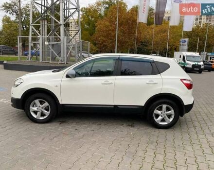 Ніссан Кашкай 2011 у Одесі на Automoto.ua Білий Ніссан Кашкай, об'ємом двигуна 2 л та пробігом 205 тис. км за 8600 $, фото 5 на Automoto.ua