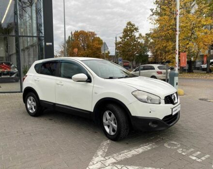 Белый Ниссан Кашкай, объемом двигателя 0 л и пробегом 205 тыс. км за 8600 $, фото 4 на Automoto.ua