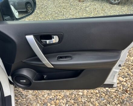 Белый Ниссан Кашкай, объемом двигателя 2 л и пробегом 215 тыс. км за 10499 $, фото 8 на Automoto.ua