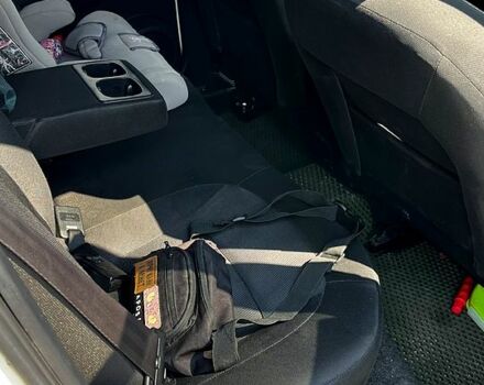 Білий Ніссан Кашкай, об'ємом двигуна 2 л та пробігом 240 тис. км за 11500 $, фото 5 на Automoto.ua