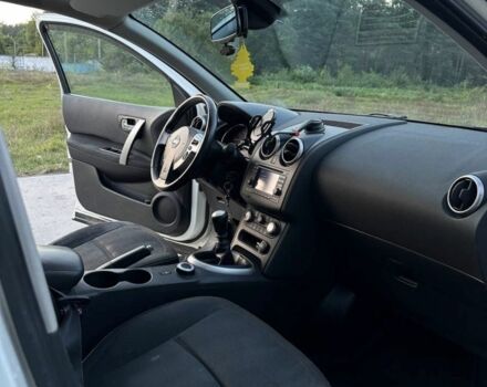 Білий Ніссан Кашкай, об'ємом двигуна 2 л та пробігом 215 тис. км за 9300 $, фото 21 на Automoto.ua