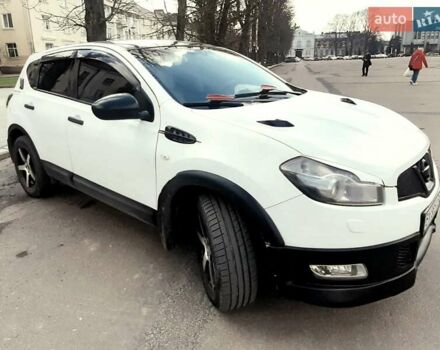 Білий Ніссан Кашкай, об'ємом двигуна 1.6 л та пробігом 285 тис. км за 8800 $, фото 4 на Automoto.ua