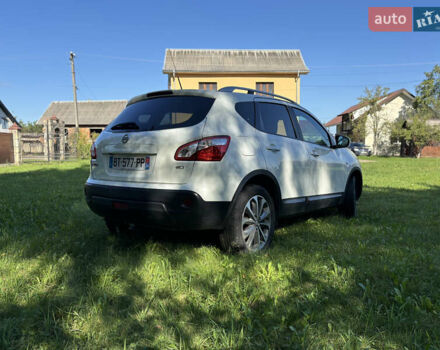 Ніссан Кашкай 2011 у Надворной на Automoto.ua Білий Ніссан Кашкай, об'ємом двигуна 2 л та пробігом 271 тис. км за 9950 $, фото 9 на Automoto.ua