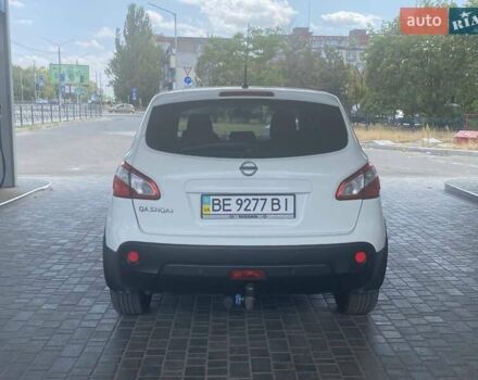 Білий Ніссан Кашкай, об'ємом двигуна 1.6 л та пробігом 155 тис. км за 9999 $, фото 12 на Automoto.ua