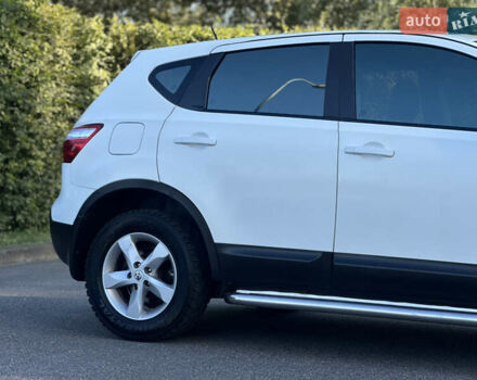 Белый Ниссан Кашкай, объемом двигателя 2 л и пробегом 152 тыс. км за 11400 $, фото 9 на Automoto.ua