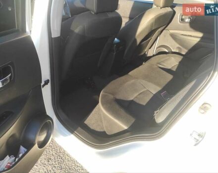 Белый Ниссан Кашкай, объемом двигателя 1.5 л и пробегом 245 тыс. км за 10800 $, фото 15 на Automoto.ua