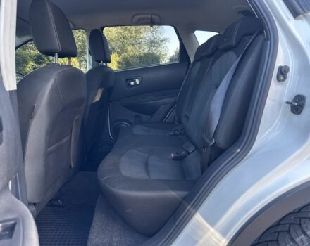 Белый Ниссан Кашкай, объемом двигателя 2 л и пробегом 152 тыс. км за 10600 $, фото 20 на Automoto.ua