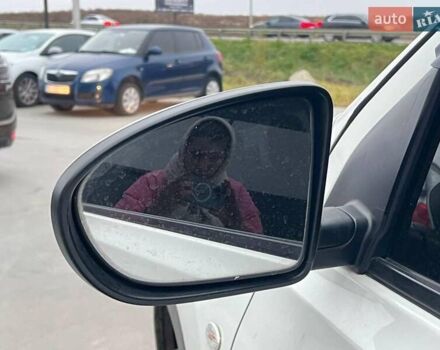 Белый Ниссан Кашкай, объемом двигателя 2 л и пробегом 128 тыс. км за 12490 $, фото 13 на Automoto.ua