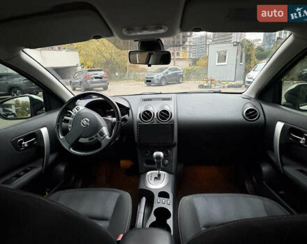 Білий Ніссан Кашкай, об'ємом двигуна 2 л та пробігом 176 тис. км за 11000 $, фото 12 на Automoto.ua