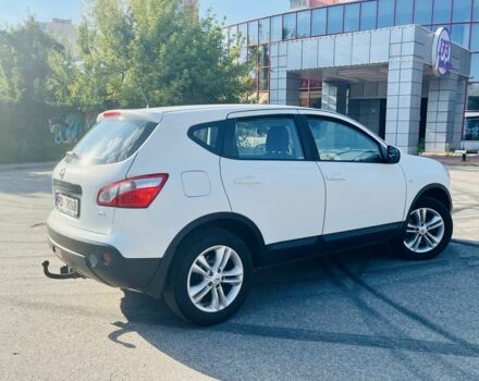 Белый Ниссан Кашкай, объемом двигателя 2 л и пробегом 225 тыс. км за 6500 $, фото 1 на Automoto.ua