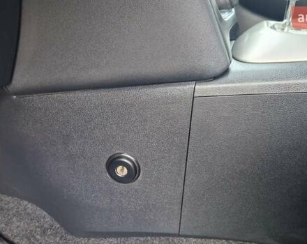 Білий Ніссан Кашкай, об'ємом двигуна 2 л та пробігом 115 тис. км за 9900 $, фото 18 на Automoto.ua