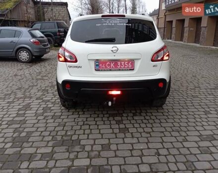 Белый Ниссан Кашкай, объемом двигателя 2 л и пробегом 231 тыс. км за 11650 $, фото 5 на Automoto.ua