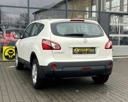 Белый Ниссан Кашкай, объемом двигателя 2 л и пробегом 151 тыс. км за 11300 $, фото 4 на Automoto.ua
