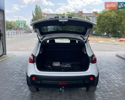 Білий Ніссан Кашкай, об'ємом двигуна 1.6 л та пробігом 155 тис. км за 9999 $, фото 36 на Automoto.ua