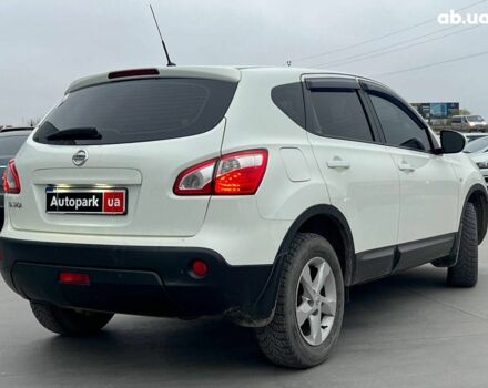 Белый Ниссан Кашкай, объемом двигателя 2 л и пробегом 128 тыс. км за 12490 $, фото 8 на Automoto.ua