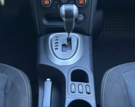 Белый Ниссан Кашкай, объемом двигателя 2 л и пробегом 152 тыс. км за 10600 $, фото 14 на Automoto.ua