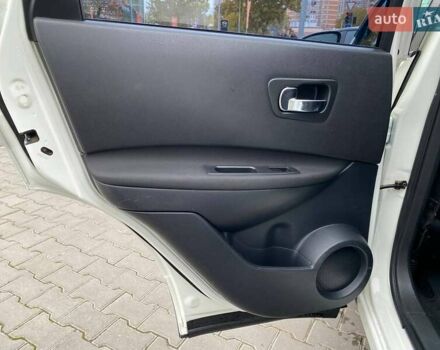 Ніссан Кашкай 2011 у Одесі на Automoto.ua Білий Ніссан Кашкай, об'ємом двигуна 2 л та пробігом 205 тис. км за 8600 $, фото 17 на Automoto.ua