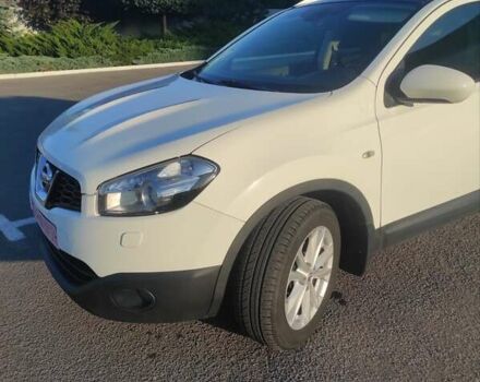 Белый Ниссан Кашкай, объемом двигателя 1.5 л и пробегом 245 тыс. км за 10800 $, фото 9 на Automoto.ua