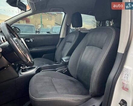 Белый Ниссан Кашкай, объемом двигателя 1.5 л и пробегом 178 тыс. км за 10299 $, фото 17 на Automoto.ua