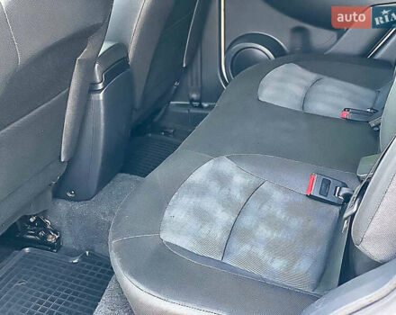 Ниссан Кашкай 2011 в Днепре (Днепропетровске) на Automoto.ua Белый Ниссан Кашкай, объемом двигателя 2 л и пробегом 162 тыс. км за 10300 $, фото 11 на Automoto.ua