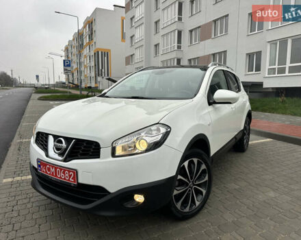 Белый Ниссан Кашкай, объемом двигателя 1.5 л и пробегом 167 тыс. км за 10499 $, фото 5 на Automoto.ua