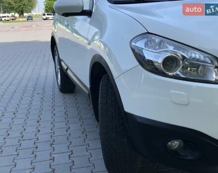 Белый Ниссан Кашкай, объемом двигателя 1.6 л и пробегом 215 тыс. км за 10500 $, фото 9 на Automoto.ua