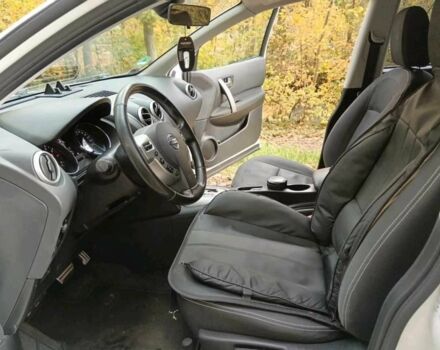 Білий Ніссан Кашкай, об'ємом двигуна 2 л та пробігом 168 тис. км за 9800 $, фото 4 на Automoto.ua