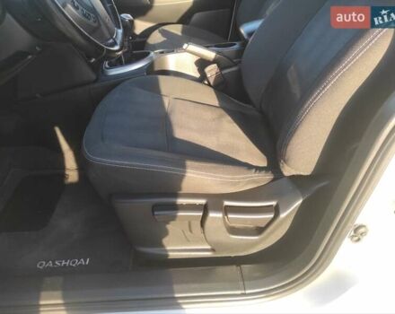 Белый Ниссан Кашкай, объемом двигателя 1.5 л и пробегом 245 тыс. км за 10800 $, фото 18 на Automoto.ua