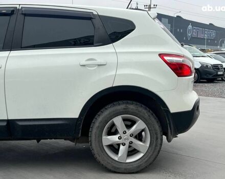 Белый Ниссан Кашкай, объемом двигателя 2 л и пробегом 128 тыс. км за 12490 $, фото 5 на Automoto.ua