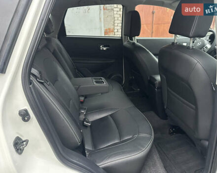 Белый Ниссан Кашкай, объемом двигателя 1.5 л и пробегом 229 тыс. км за 10650 $, фото 13 на Automoto.ua