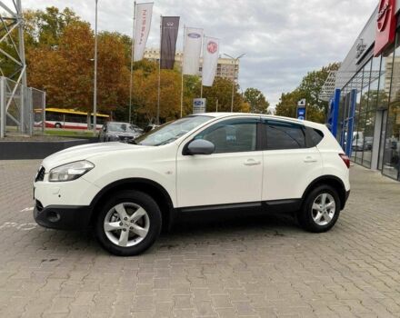 Белый Ниссан Кашкай, объемом двигателя 0 л и пробегом 205 тыс. км за 8600 $, фото 3 на Automoto.ua