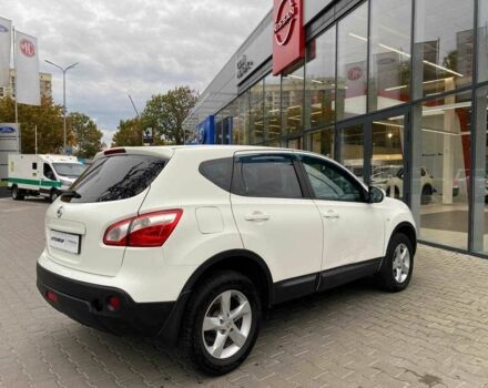 Белый Ниссан Кашкай, объемом двигателя 0 л и пробегом 205 тыс. км за 8600 $, фото 8 на Automoto.ua