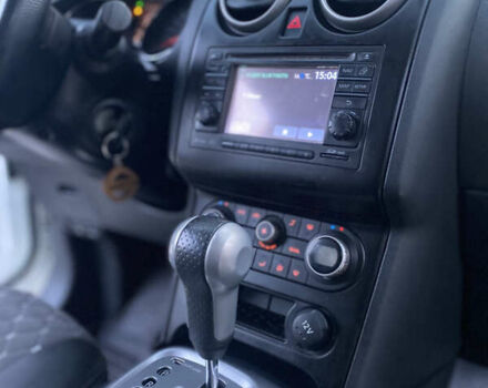 Білий Ніссан Кашкай, об'ємом двигуна 2 л та пробігом 214 тис. км за 11999 $, фото 32 на Automoto.ua