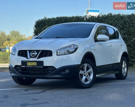 Белый Ниссан Кашкай, объемом двигателя 2 л и пробегом 152 тыс. км за 11400 $, фото 1 на Automoto.ua