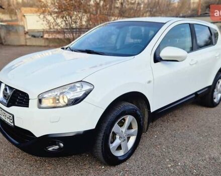 Белый Ниссан Кашкай, объемом двигателя 2 л и пробегом 115 тыс. км за 9900 $, фото 1 на Automoto.ua