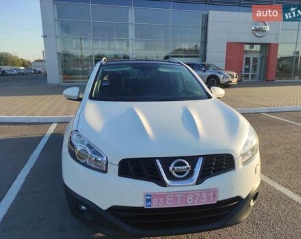 Белый Ниссан Кашкай, объемом двигателя 1.5 л и пробегом 245 тыс. км за 10800 $, фото 4 на Automoto.ua