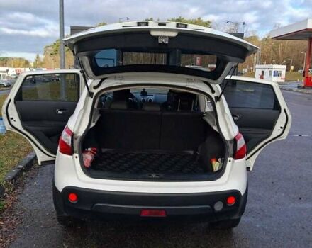 Белый Ниссан Кашкай, объемом двигателя 2 л и пробегом 132 тыс. км за 11084 $, фото 10 на Automoto.ua