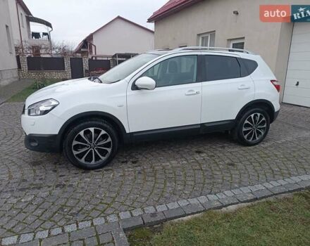 Білий Ніссан Кашкай, об'ємом двигуна 1.6 л та пробігом 216 тис. км за 11300 $, фото 45 на Automoto.ua