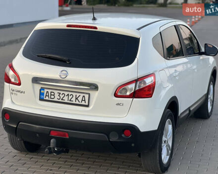 Белый Ниссан Кашкай, объемом двигателя 1.5 л и пробегом 230 тыс. км за 10250 $, фото 13 на Automoto.ua