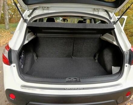 Білий Ніссан Кашкай, об'ємом двигуна 2 л та пробігом 168 тис. км за 9800 $, фото 6 на Automoto.ua