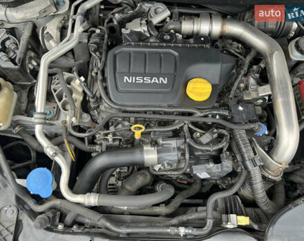 Белый Ниссан Кашкай, объемом двигателя 1.6 л и пробегом 221 тыс. км за 12500 $, фото 14 на Automoto.ua