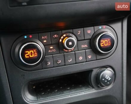 Білий Ніссан Кашкай, об'ємом двигуна 2 л та пробігом 130 тис. км за 11900 $, фото 16 на Automoto.ua