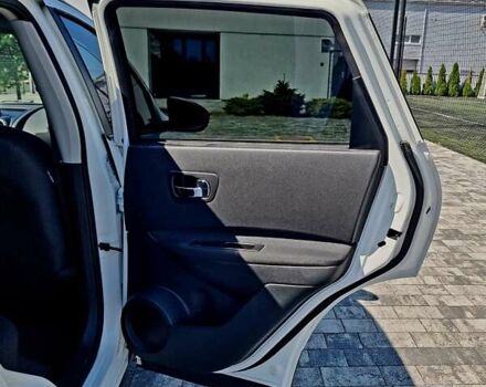 Белый Ниссан Кашкай, объемом двигателя 2 л и пробегом 162 тыс. км за 11899 $, фото 96 на Automoto.ua