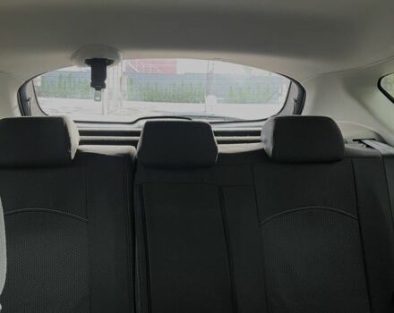 Белый Ниссан Кашкай, объемом двигателя 2 л и пробегом 190 тыс. км за 10000 $, фото 5 на Automoto.ua