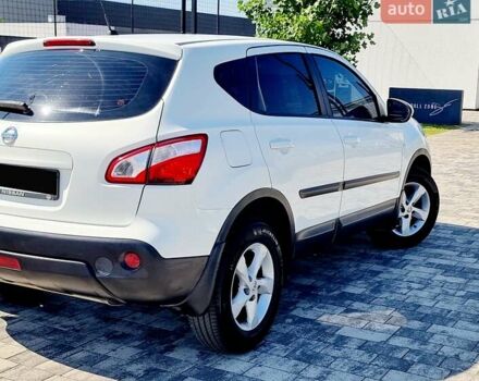 Белый Ниссан Кашкай, объемом двигателя 2 л и пробегом 162 тыс. км за 11899 $, фото 42 на Automoto.ua